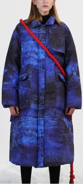 Blue & Black Abstract-Scenic Two-Toned Down-Fill Coat