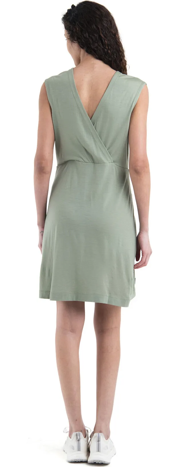 Icebreaker Women&#x27;s Merino 200 Granary Sleeveless V-Neck Dress Lichen | Buy Icebreaker Women&#x27;s Merino 200 Granary Sleeveless V-Neck Dress Lichen here | Outnorth