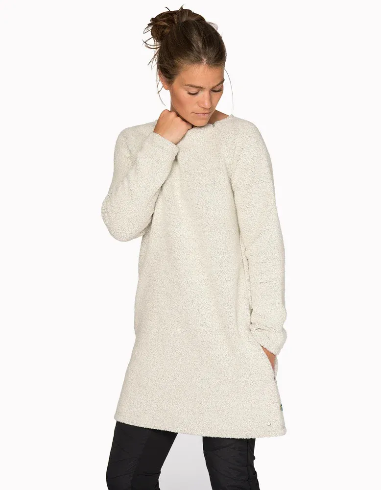 Varg Women&#x27;s Fårö Wool Dress Off White | Buy Varg Women&#x27;s Fårö Wool Dress Off White here | Outnorth