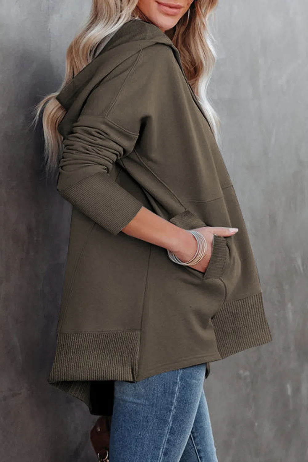 Women's Oversized Hooded Sweatshirt Batwing Sleeve Pocketed Henley Hoodie